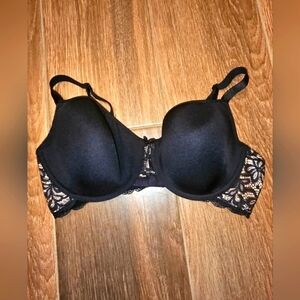 WACOAL BRA BLACK LACE SZ 36D